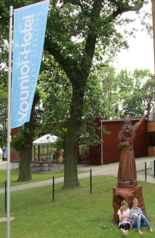Younior-Hotel Stralsund Eksteriør billede