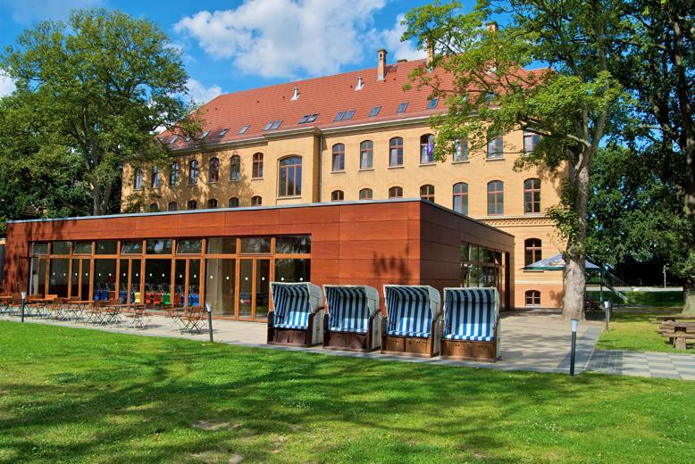 Younior-Hotel Stralsund Eksteriør billede