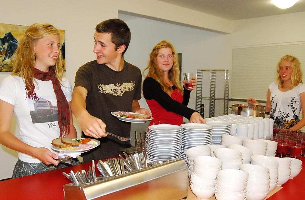 Younior-Hotel Stralsund Eksteriør billede